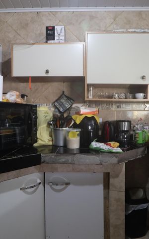 Casa à venda com 70m², 3 quartos e 5 vagasCozinha - Armários