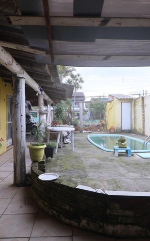 Casa à venda com 70m², 3 quartos e 5 vagasQuintal