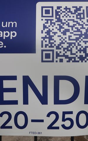 Casa à venda com 70m², 3 quartos e 5 vagasqrcode 