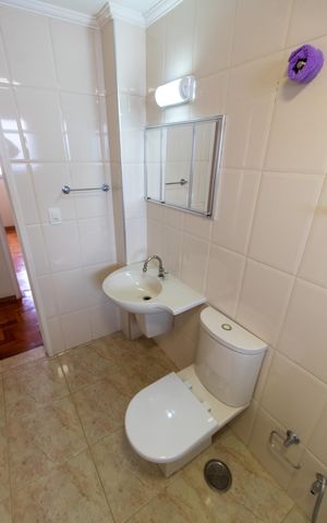 Apartamento para alugar com 95m², 3 quartos e sem vaga Apartamento para alugar com 95m², 3 quartos e sem vagaBANHEIRO