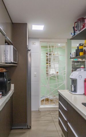 Apartamento à venda com 88m², 3 quartos e 2 vagas Apartamento à venda com 88m², 3 quartos e 2 vagasCozinha