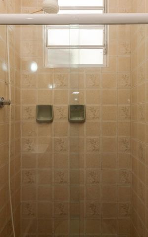 Casa de condomínio à venda com 90m², 3 quartos e 2 vagas Casa de condomínio à venda com 90m², 3 quartos e 2 vagasBanheiro