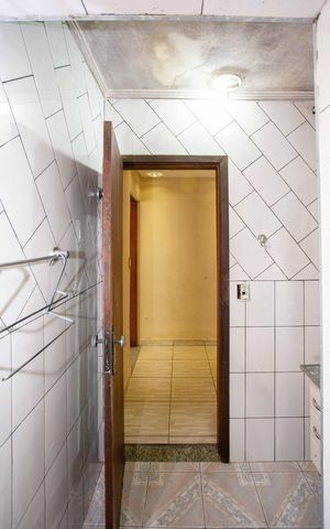 Casa para alugar com 198m², 3 quartos e 2 vagasBanheiro 1
