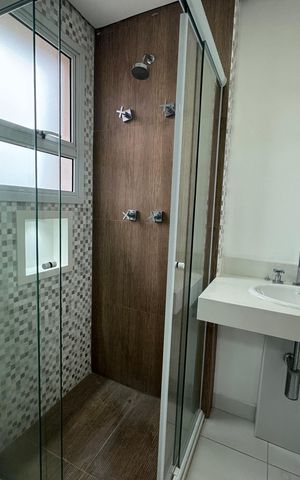 Apartamento para alugar com 110m², 3 quartos e 2 vagasBanheiro da suíte 1