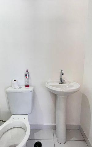 Apartamento para alugar com 33m², 2 quartos e 1 vaga Apartamento para alugar com 33m², 2 quartos e 1 vagaBanheiro
