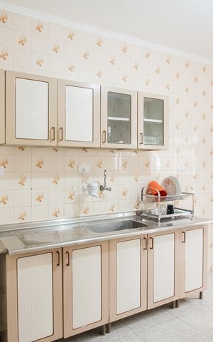 Casa para alugar com 100m², 2 quartos e 2 vagas Casa para alugar com 100m², 2 quartos e 2 vagasCozinha