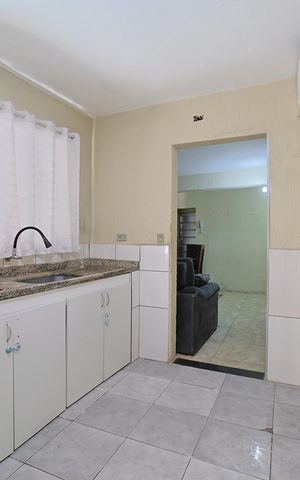 Casa para alugar com 50m², 2 quartos e 1 vagaCozinha