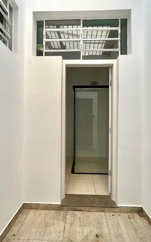 Casa à venda com 400m², 3 quartos e 6 vagasVaranda da Suíte 1 e 2