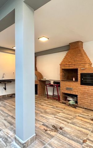 Casa à venda com 400m², 3 quartos e 6 vagasChurrasqueira