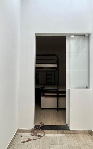 Casa à venda com 400m², 3 quartos e 6 vagasVaranda da Suíte 1 e 2