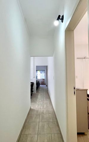 Casa à venda com 400m², 3 quartos e 6 vagasCorredor