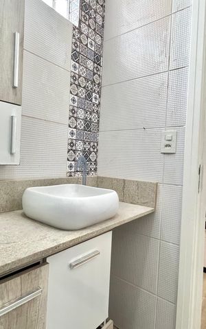 Casa à venda com 400m², 3 quartos e 6 vagasBanheiro da Suíte 2