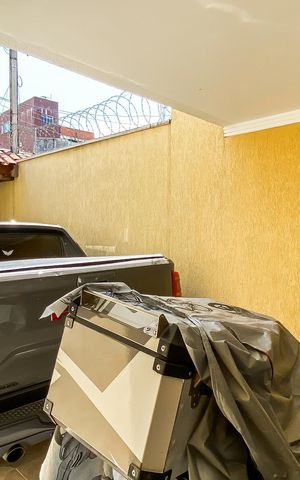 Casa à venda com 83m², 2 quartos e 2 vagas Casa à venda com 83m², 2 quartos e 2 vagasGaragem