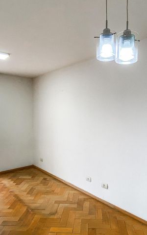 Apartamento à venda com 57m², 2 quartos e 1 vaga Apartamento à venda com 57m², 2 quartos e 1 vagaSala