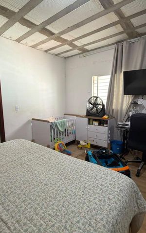 Casa à venda com 250m², 3 quartos e 4 vagas