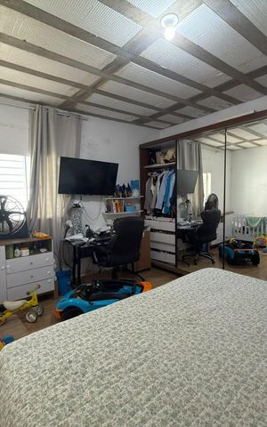 Casa à venda com 250m², 3 quartos e 4 vagas