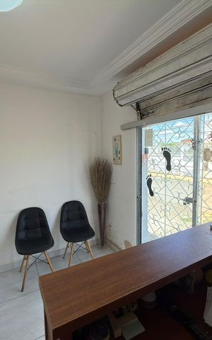Casa à venda com 250m², 3 quartos e 4 vagas