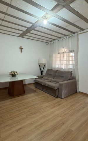 Casa à venda com 250m², 3 quartos e 4 vagas