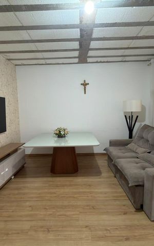 Casa à venda com 250m², 3 quartos e 4 vagas