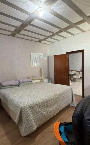 Casa à venda com 250m², 3 quartos e 4 vagas