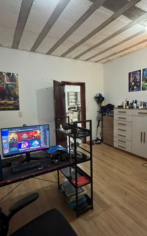 Casa à venda com 250m², 3 quartos e 4 vagas