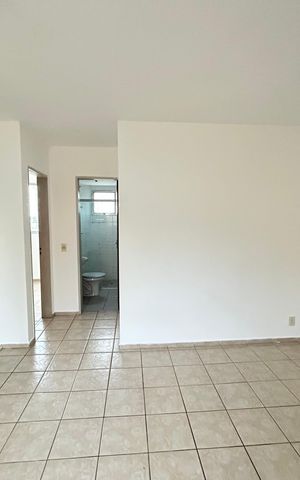 Apartamento para alugar com 55m², 2 quartos e 1 vaga