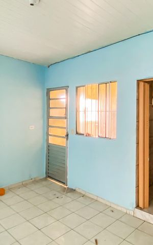 Casa para alugar com 30m², 1 quarto e sem vaga Casa para alugar com 30m², 1 quarto e sem vagaSala