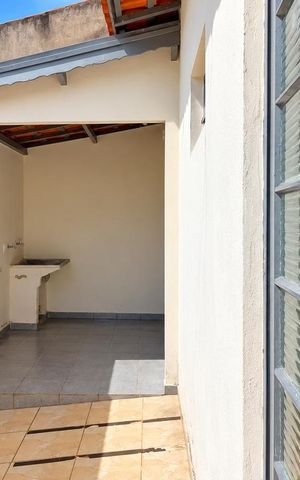 Casa para alugar com 136m², 3 quartos e 3 vagas Casa para alugar com 136m², 3 quartos e 3 vagasQuintal