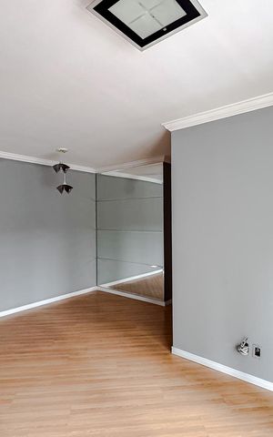 Apartamento para alugar com 55m², 2 quartos e 1 vaga Apartamento para alugar com 55m², 2 quartos e 1 vagaSala
