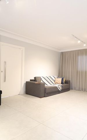 Casa para alugar com 180m², 3 quartos e 2 vagasSala