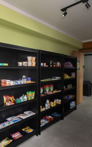 Apartamento à venda com 45m², 2 quartos e 1 vaga Apartamento à venda com 45m², 2 quartos e 1 vagaMercado