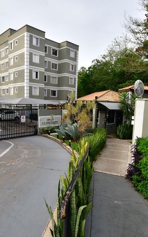 Apartamento para alugar com 50m², 2 quartos e 1 vagaFachado do condomínio