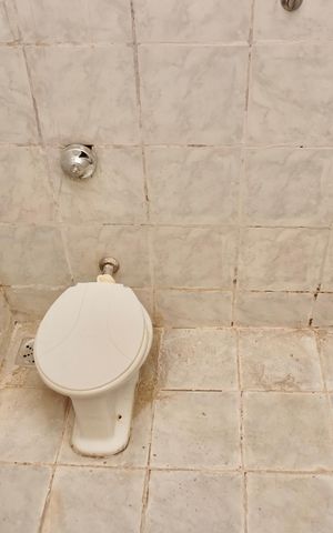 Casa para alugar com 72m², 2 quartos e 1 vaga Casa para alugar com 72m², 2 quartos e 1 vagaBanheiro