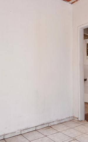 Casa para alugar com 72m², 2 quartos e 1 vaga Casa para alugar com 72m², 2 quartos e 1 vagaSala