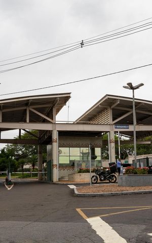 Casa de condomínio à venda com 628m², 3 quartos e 4 vagasPORTARIA PRINCIPAL