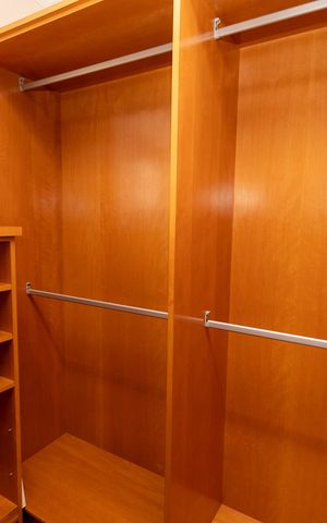 Casa de condomínio à venda com 628m², 3 quartos e 4 vagasCLOSET