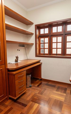Casa de condomínio à venda com 628m², 3 quartos e 4 vagasESCRITÓRIO