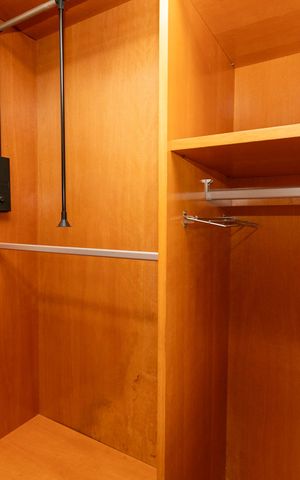 Casa de condomínio à venda com 628m², 3 quartos e 4 vagasCLOSET