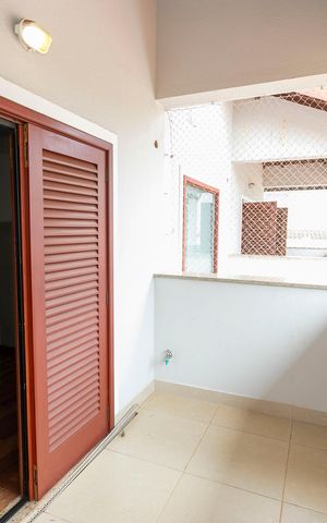 Casa de condomínio à venda com 628m², 3 quartos e 4 vagasSUITE Nº 3