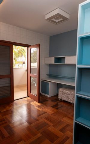 Casa de condomínio à venda com 628m², 3 quartos e 4 vagasSUITE Nº 3
