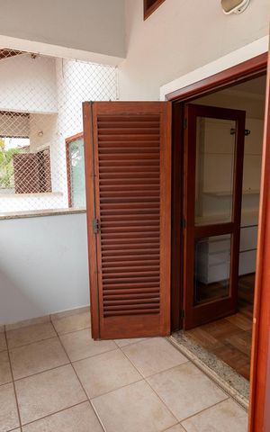 Casa de condomínio à venda com 628m², 3 quartos e 4 vagasSUITE PRINCIPAL
