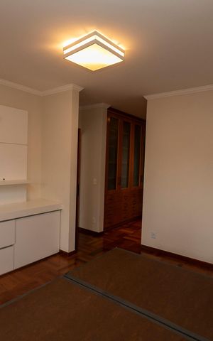 Casa de condomínio à venda com 628m², 3 quartos e 4 vagasSUITE PRINCIPAL