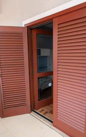 Casa de condomínio à venda com 628m², 3 quartos e 4 vagasSUITE Nº 3