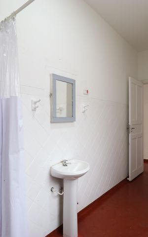 Casa para alugar com 90m², 2 quartos e sem vagaBanheiro 