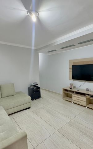 Casa para alugar com 220m², 4 quartos e 1 vaga Casa para alugar com 220m², 4 quartos e 1 vagaSala
