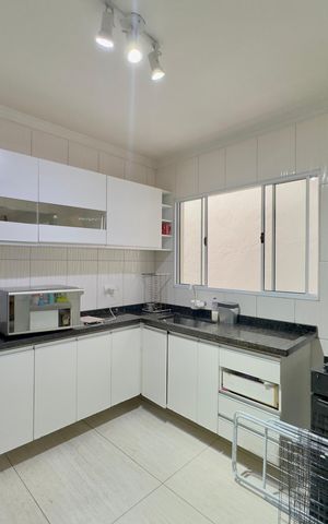 Casa para alugar com 220m², 4 quartos e 1 vaga Casa para alugar com 220m², 4 quartos e 1 vagaCozinha