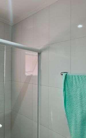 Casa para alugar com 220m², 4 quartos e 1 vaga Casa para alugar com 220m², 4 quartos e 1 vagaBanheiro 1