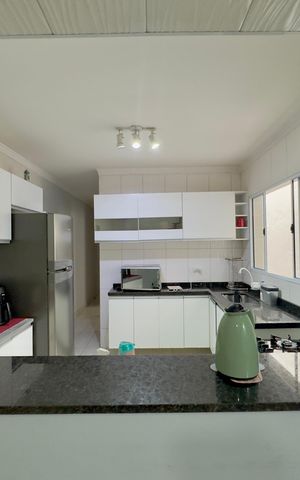 Casa para alugar com 220m², 4 quartos e 1 vaga Casa para alugar com 220m², 4 quartos e 1 vagaCozinha
