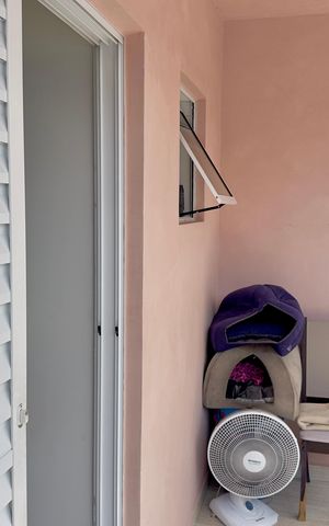 Casa para alugar com 220m², 4 quartos e 1 vaga Casa para alugar com 220m², 4 quartos e 1 vagaSacada