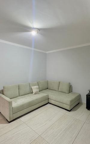 Casa para alugar com 220m², 4 quartos e 1 vaga Casa para alugar com 220m², 4 quartos e 1 vagaSala